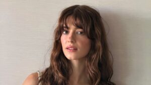 Daisy Edgar-Jones Accidentally Started the Fall Hair Conversation Woman with soft medium-length layered hair and curtain framing, natural finish
