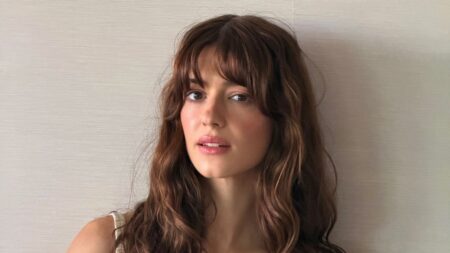 Daisy Edgar-Jones Accidentally Started the Fall Hair Conversation Woman with soft medium-length layered hair and curtain framing, natural finish